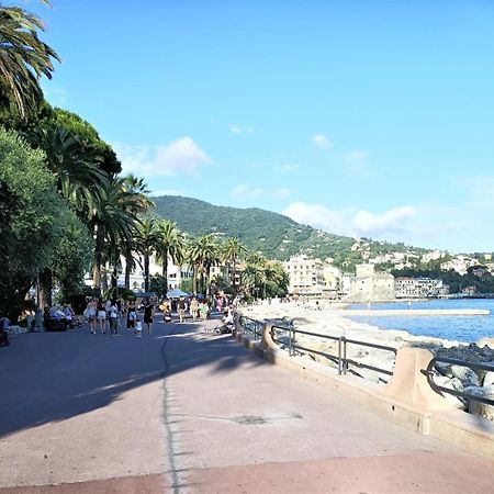 Fronte Del Golf Apartment Rapallo Exterior photo